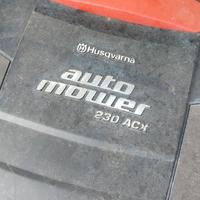 robot Husqvarna 230 acx