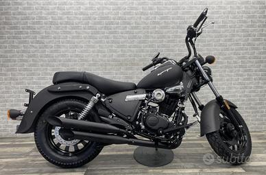 BENELLI/KEEWAY CUSTOM SUPERLIGHT 125 BLACK