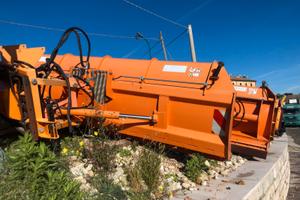 Lama sgombraneve pelazza