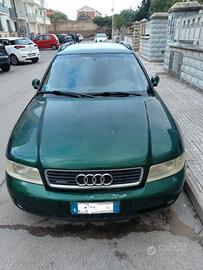 Audi A4 AVANT 2.5 TDI