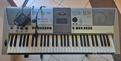Tastiera elettronica YAMAHA PSR-E413