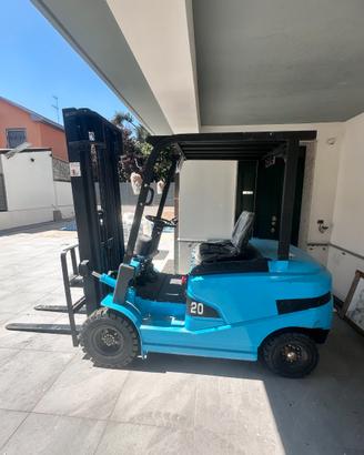 Muletto Elevatore Elettrico 2000kg TRIPLEX