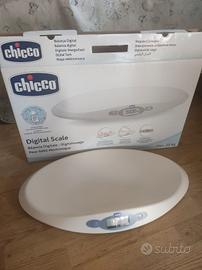 Bilancia digitale bebè della Chicco
