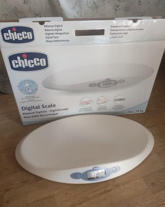 Bilancia digitale bebè della Chicco