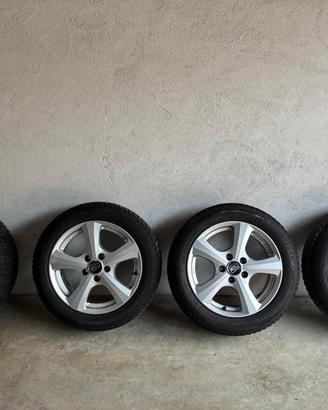 Pneumatici Invernali e Cerchi 205/55 R16