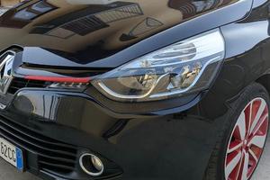 Renault Clio ( si neo-patentati)