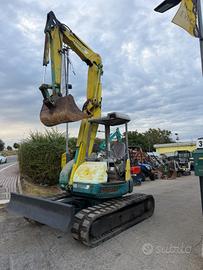 ESCAVATORE YANMAR