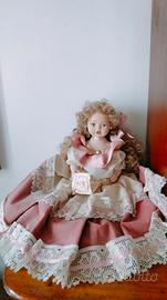 Bambola in porcellana Creazioni B M