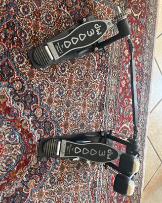 DW 3000 SERIES BASS DRUM DOUBLE PEDALS