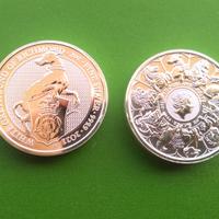 2 QUEEN'S B. DA 2 OZ : W. GREYHOUND+THE COMPLETER.