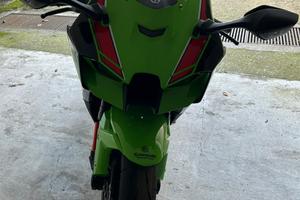 Kawasaki Ninja-10R del 2023