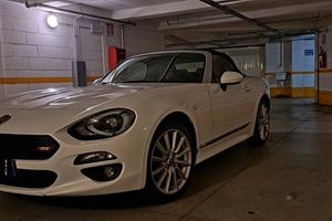 Fiat 124 Spider