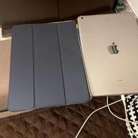 iPad 6th generation con cover e pencil