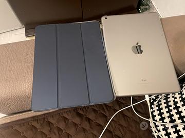 iPad 6th generation con cover e pencil