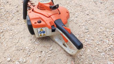 Tosa siepe Stihl