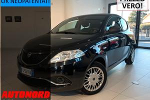 Lancia Ypsilon 1.2 69 CV 5 porte Silver