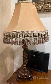 Coppia di lampade da tavolo classiche vintage