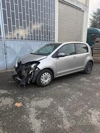 Volkswagen Up 1.0 Benz. Metano anno 2013 (solo ric