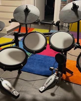 Batteria elettronica Alesis Nitro Max