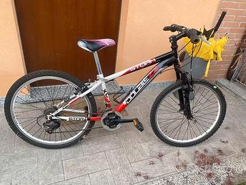 Bicicletta 24" mountain bike MTBBicicletta 24" mou