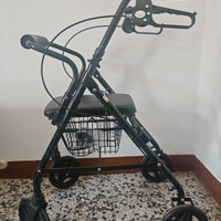 Deambulatore per anziani