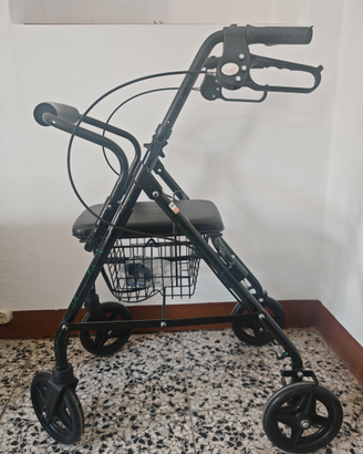 Deambulatore per anziani