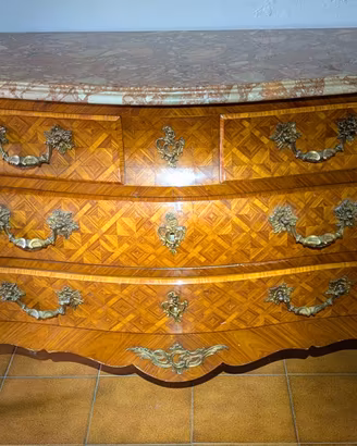 Antico Comò Bombato Stile Luigi XV