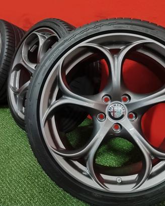 Cerchi Alfa Romeo Giulia NEW 225 40 19 - 255 35 19