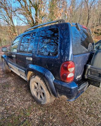 jeep Cherokee kj 2.8 cambio automatico 