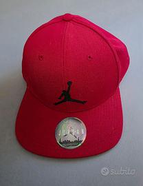 Cappello Jordan rosso