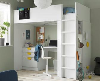 Letto a soppalco con scrivania