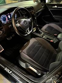 Volkswagen Golf VII  5p 1.6 tdi Highline 115cv dsg