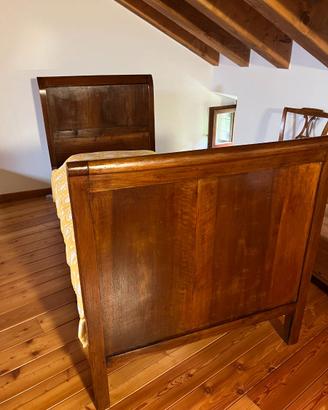 Letto singolo in legno primi '900