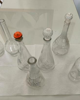 Bottiglie collezione vetro decorate per liquori