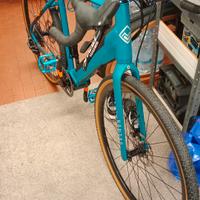 megamo E-gravel 