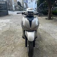 Beverly 400 hpe