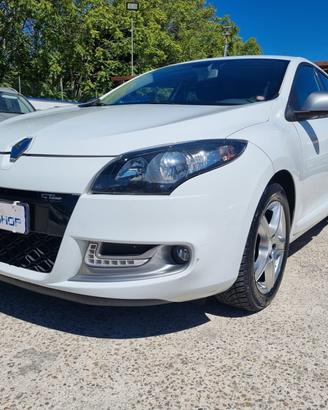 Renault Megane Mégane Coupé 1.6 dCi 130CV Start&St
