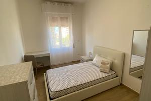 1 STANZA/CAMERA LIBERA appartamento nuovo centrale