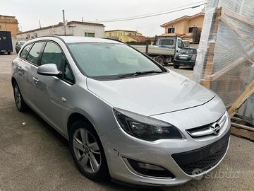 Opel Astra 2013