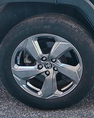 pneumatici e cerchi in lega Toyota rav4 