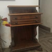 Mobiletto in legno