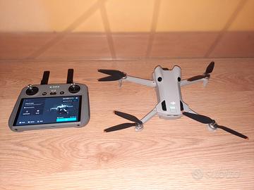 DJI Mini 4 Pro Fly More Combo + RC2 – PARI  NUOVO