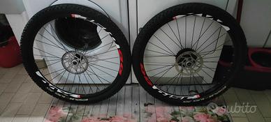 cerchi completi MTB da 26 sgancio rapido 