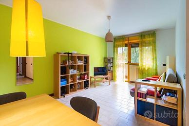 Sondrio zona sud trilocale con box e cantina