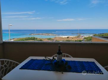 Casa vacanza sul mare cristallino con garage