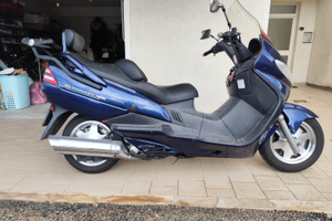 Suzuki Burgman 400 k1 praticamente nuovo