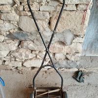 Tagliaerba manuale