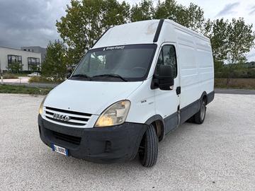 Iveco Daily 35c12 tetto alto gemellato