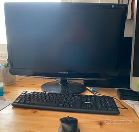 Computer desktop DELL