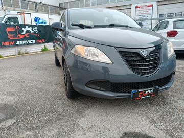 Lancia Ypsilon 1.2 69 CV 5 porte Platinum CON GARA
